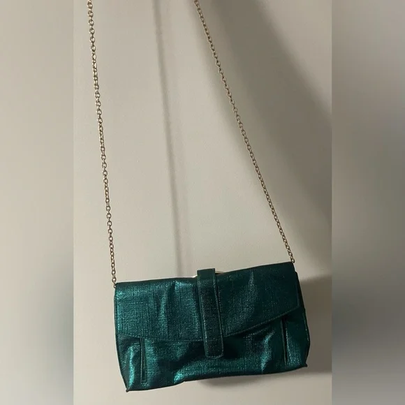 Metallic Green Clutch with Gold Chain - Picture 7 of 7